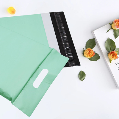 Poly-mailers biodégradables à double poignée pour les colis de livraison