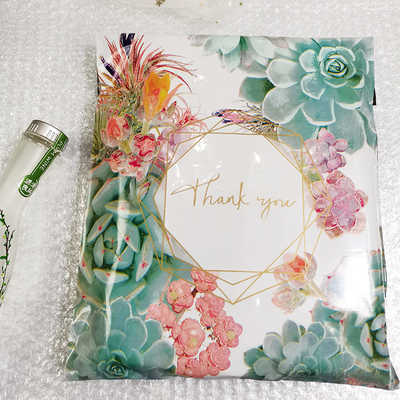 0.06mm Colorful Flowers Custom Poly Mailers With Logo Self Sealing Tear Resistant