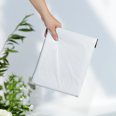 D2W Biodegradable Degradable Shipping Pouches Customized Logo