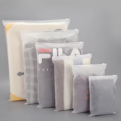 مقاومت در برابر رطوبت پاکت زپ پلاستیکی شفاف برای کفش لباس در برابر گرد و غبار محافظت می کند