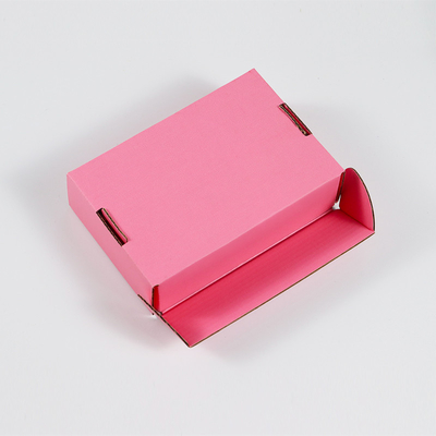 Retractable Handle 3-Layer Waterproof Airplane Box / Eco Friendly Material For Secure Travel