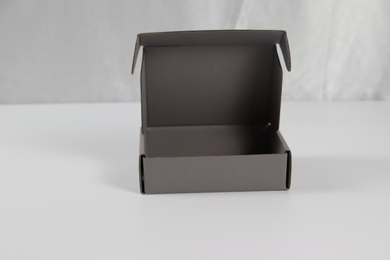 Boîte à aires en carton ondulé 170g Kraft Pit E Papier Kraft pour le transport