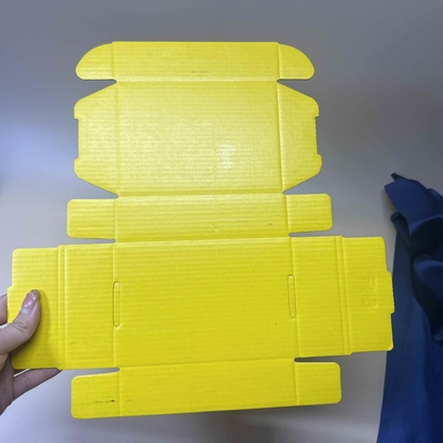 170g Kraft Pit E جعبه کاغذی هواپیمایی Kraft با دوام بالا 3 لایه ساختار مواد