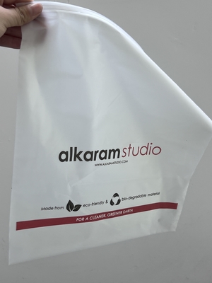 Plastic Zipper Bags With High Durability And Convenient Design For Packing