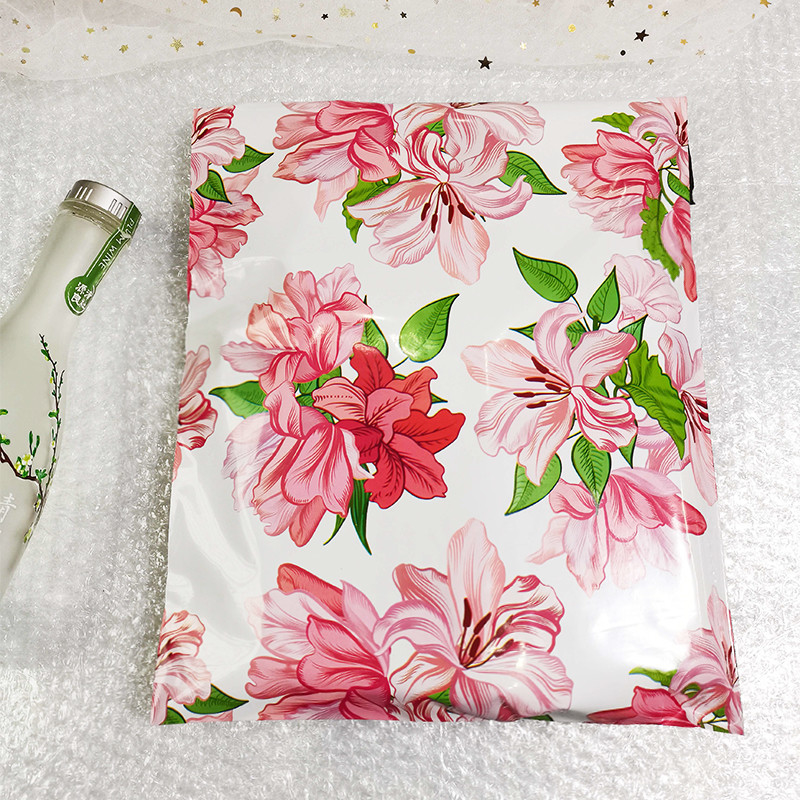 0.06mm Colorful Flowers Custom Poly Mailers With Logo Self Sealing Tear Resistant