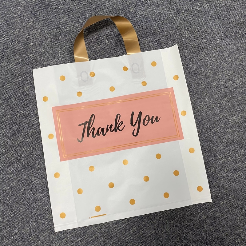 Sacs à main poly premium imprimés sur mesure Emballage avec logo pour vêtements